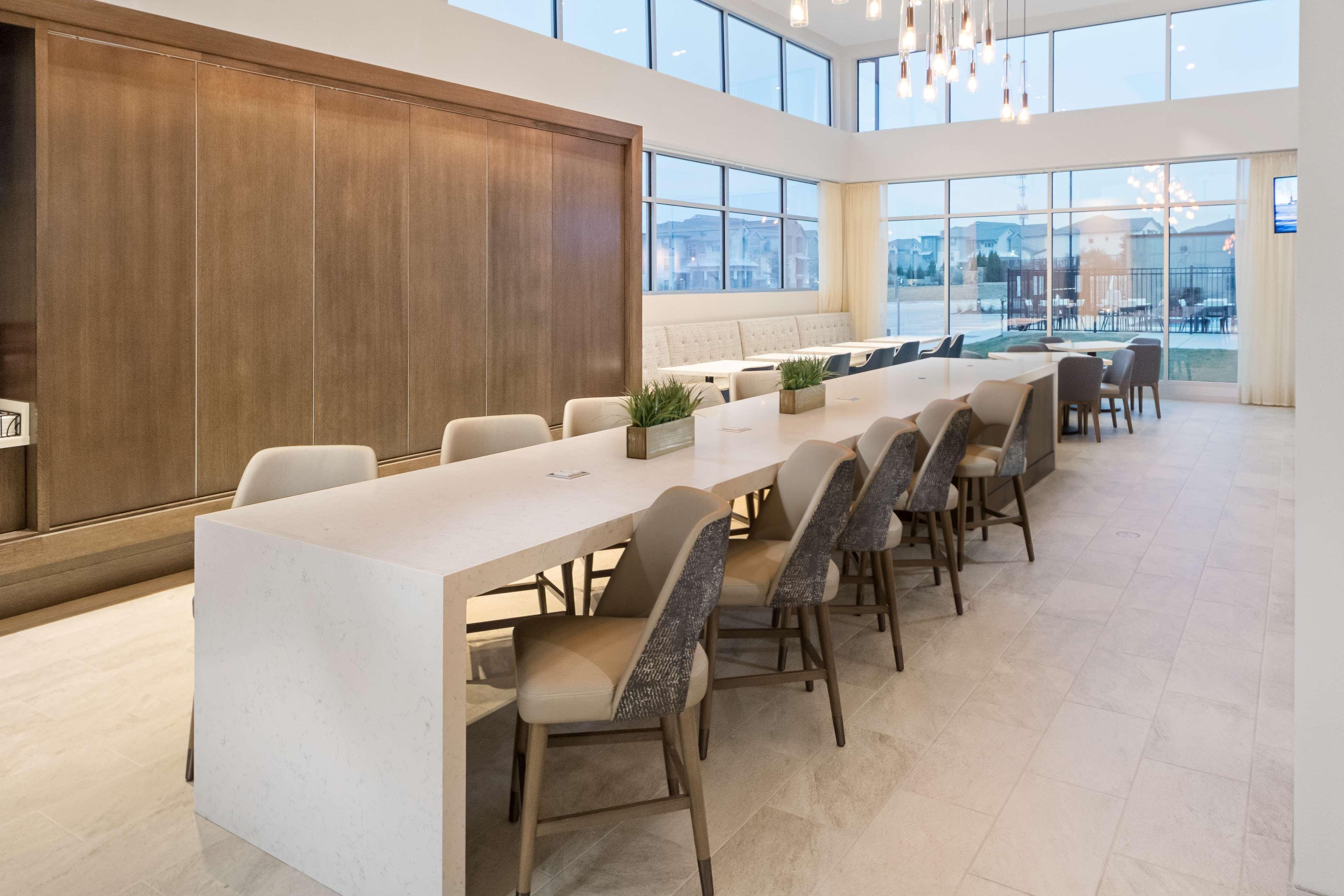Best Western Plus Drayton Valley All Suites Екстер'єр фото