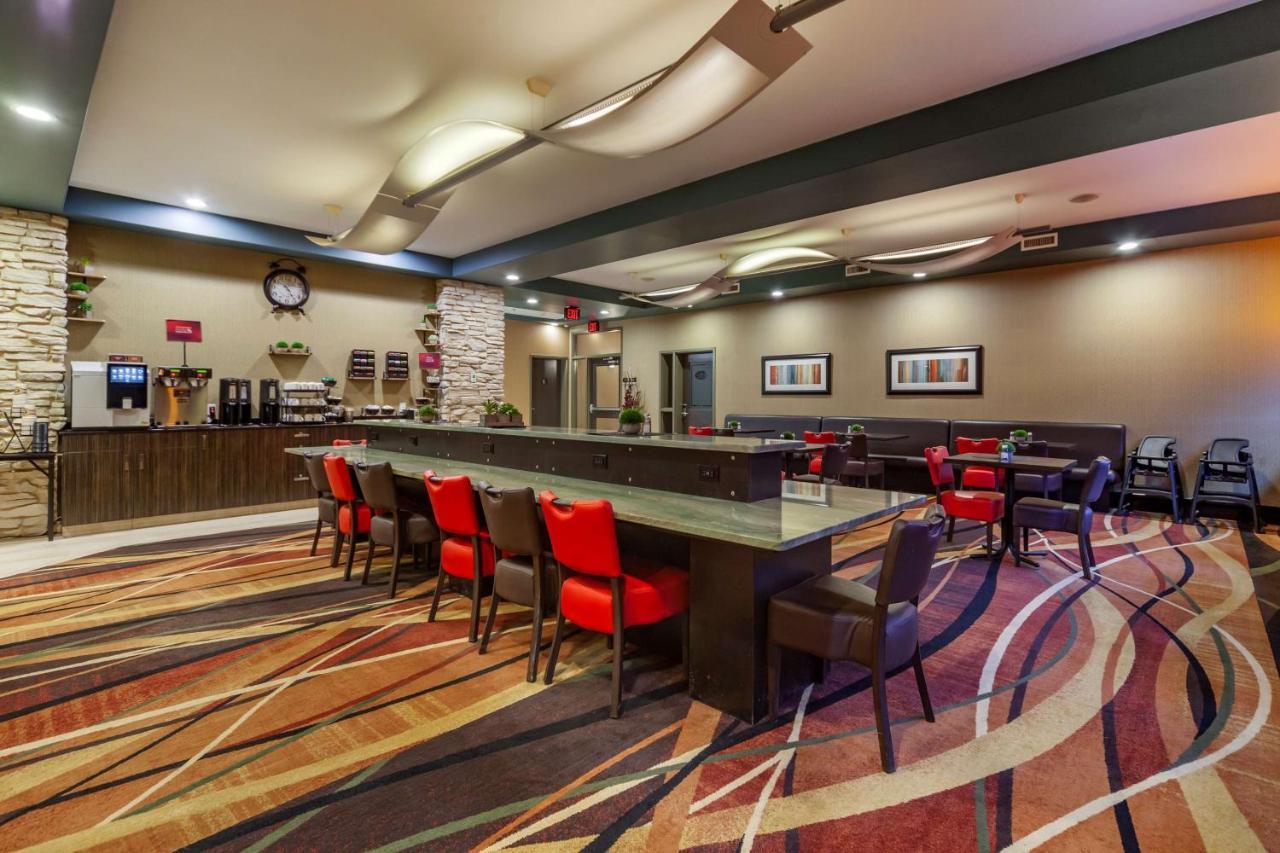 Best Western Plus Drayton Valley All Suites Екстер'єр фото